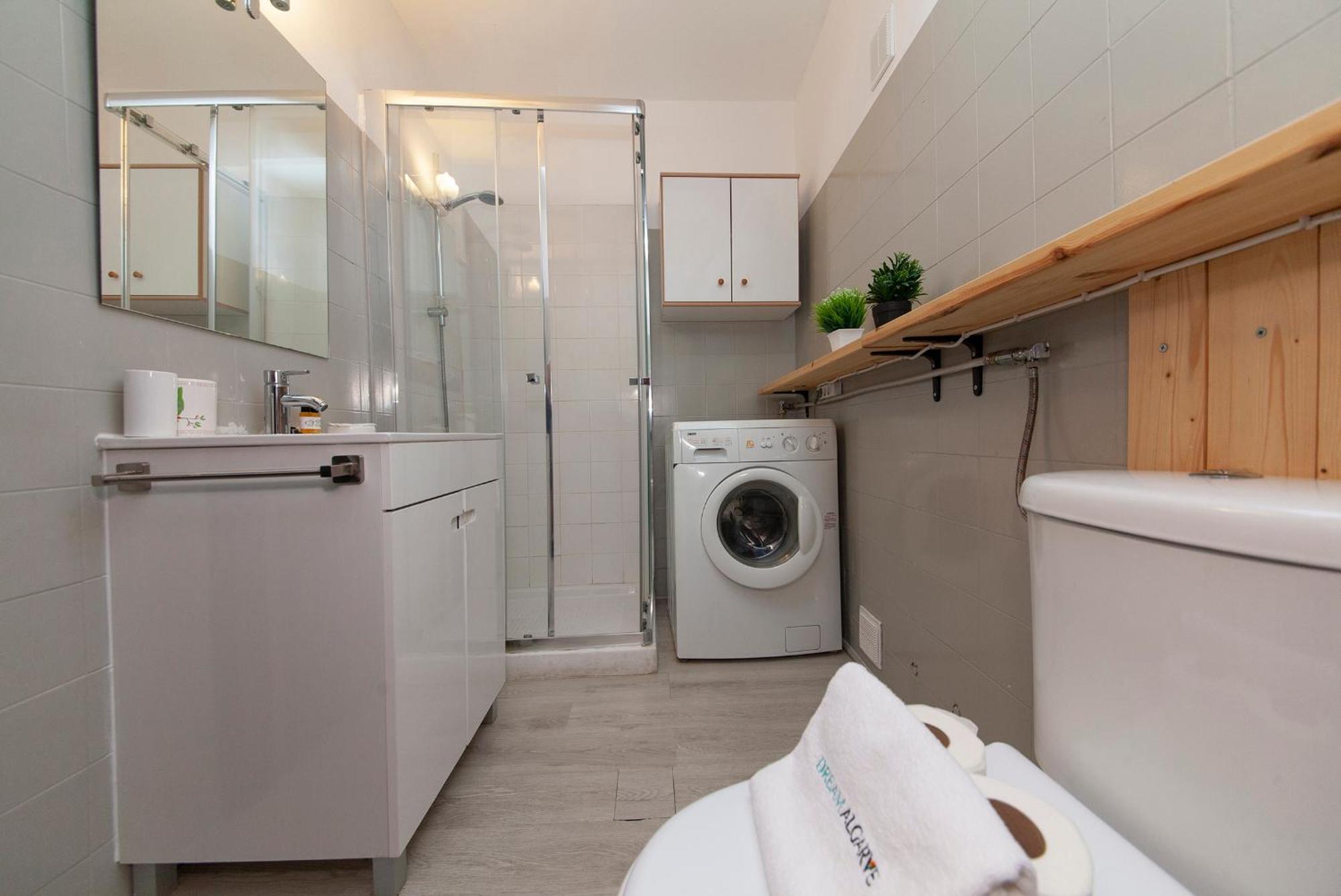 B12 - Pool And Sun Apartment 拉哥斯 外观 照片
